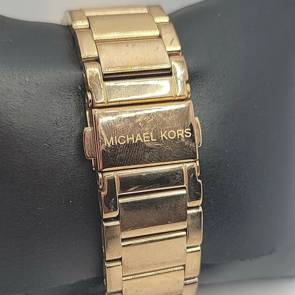 Michael Kors Parker MK5491 Women Stainless Steel Analog Dial Quartz Watch BC685